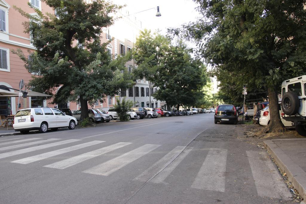 Rhome Sweet Home - Trastevere Рим Екстериор снимка